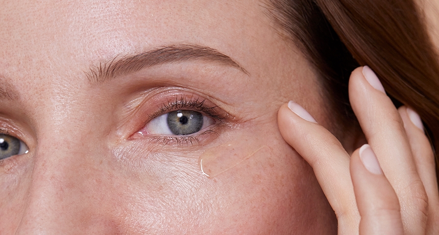 V-Firm Eye – Firming eye contour skincare | Valmont